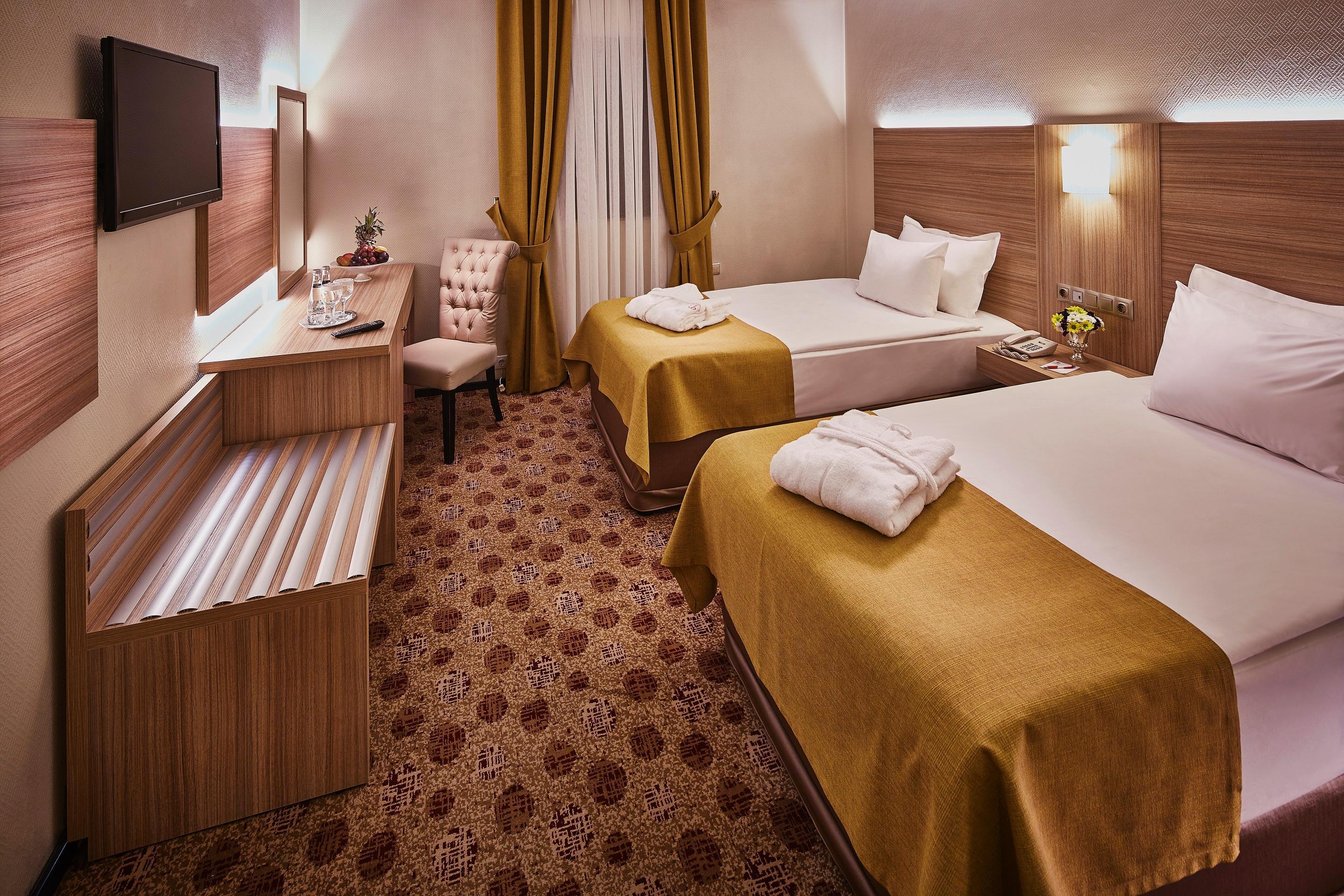 Guenes Hotel Merter Istambul Exterior foto