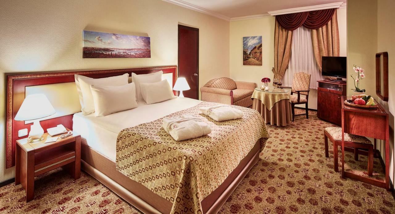 Guenes Hotel Merter Istambul Exterior foto
