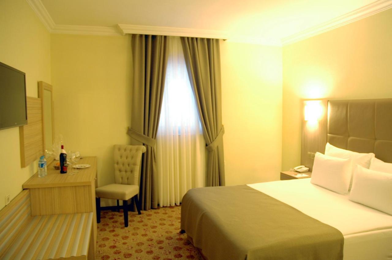 Guenes Hotel Merter Istambul Exterior foto